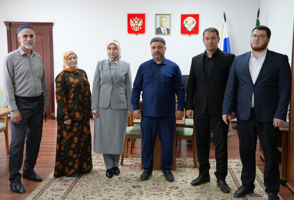 Ректор Дагестанского гуманитарного института встретилась с руководством Гуманитарно-педагогического колледжа